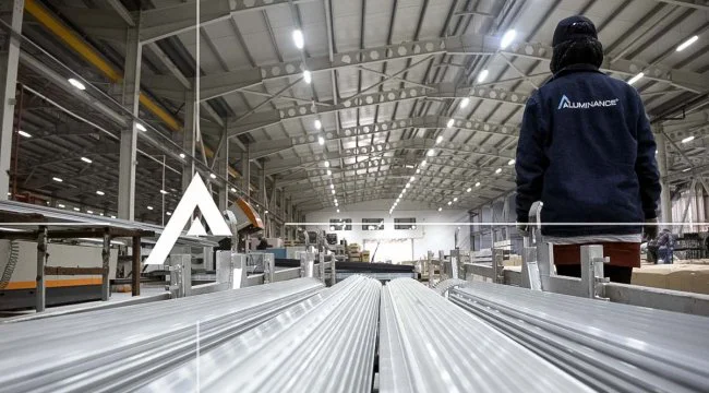 El Nombre de la Fuerza y la Innovación en Aluminio